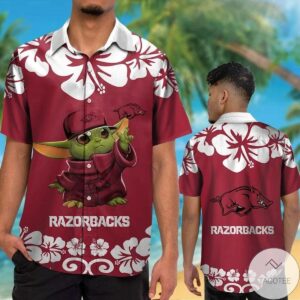 Arkansas Razorbacks Baby Yoda Hawaiian Shirt